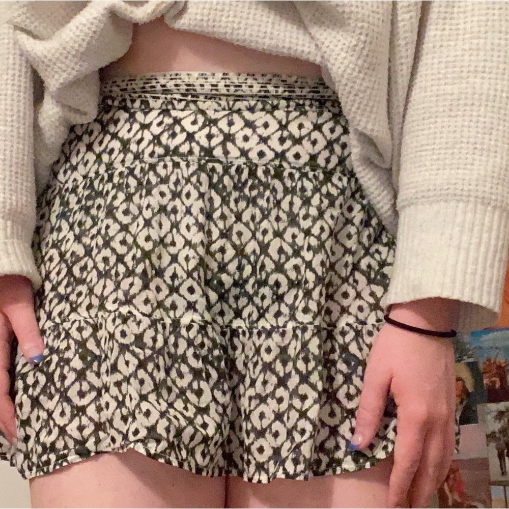 Mini flowy skirt!! 💌